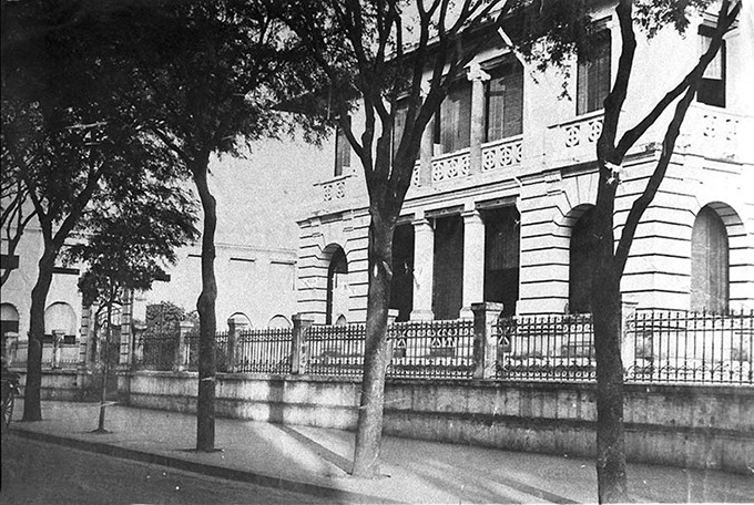 Picture 7 of Rare photos of the 130-year-old Mandarin Palace are in danger of being knocked down in Saigon