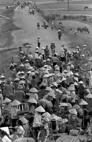 Picture 3 of Rare picture of life in rural Vietnam in 1993 (Part 2)