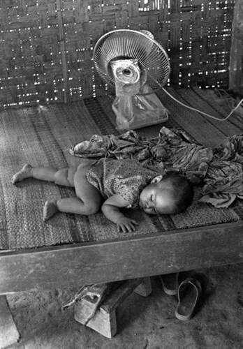 Picture 7 of Rare picture of life in rural Vietnam in 1993 (Part 2)
