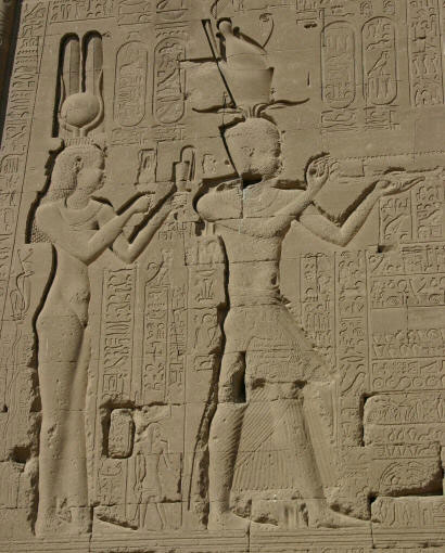 Picture 2 of Real story of the Egyptian queen Cleopatra