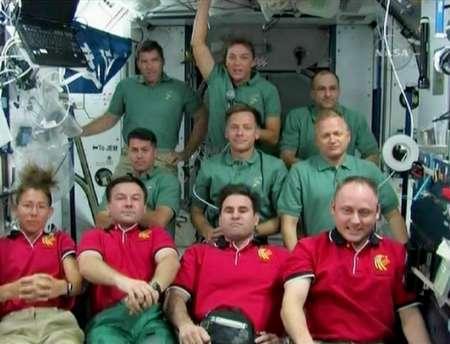 Picture 7 of Record long space walk