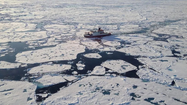 Picture 1 of Recorded micro-plastic concentrations are found in the Arctic