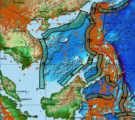 Picture 1 of Rehearsal for tsunami response in Danang on September 1