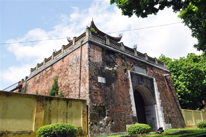 Picture 9 of Relic area of ​​the Imperial Citadel of Thang Long - Hanoi