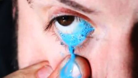 Picture 2 of Restoring talents to paint with eyes