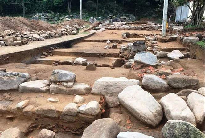 Picture 1 of Revealing a large religious center during the Tran dynasty in Thanh Hoa