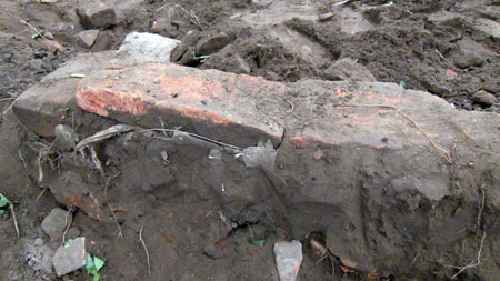 Picture 2 of Revealing the ancient architecture of the Ly - Tran Dynasty