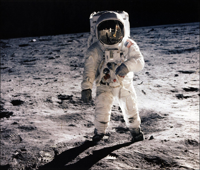 Picture 1 of Revealing the level of working expenses for astronauts to the Moon in 1969