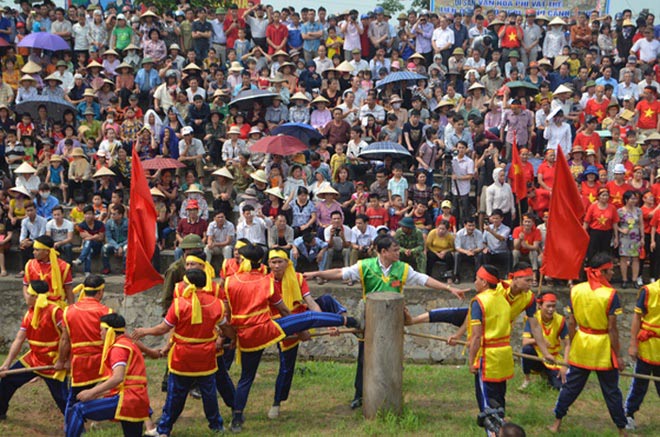 Picture 7 of Rituals and tug-of-war games - Human heritage
