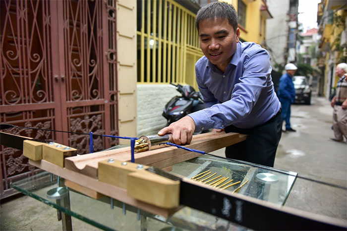 Picture 12 of Rocket engineer: 'Ocean Crossbow' An Duong Vuong acts like a container rocket?