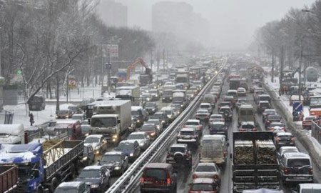 Picture 2 of Russia: Thousands of cars stuck 3 days on the highway