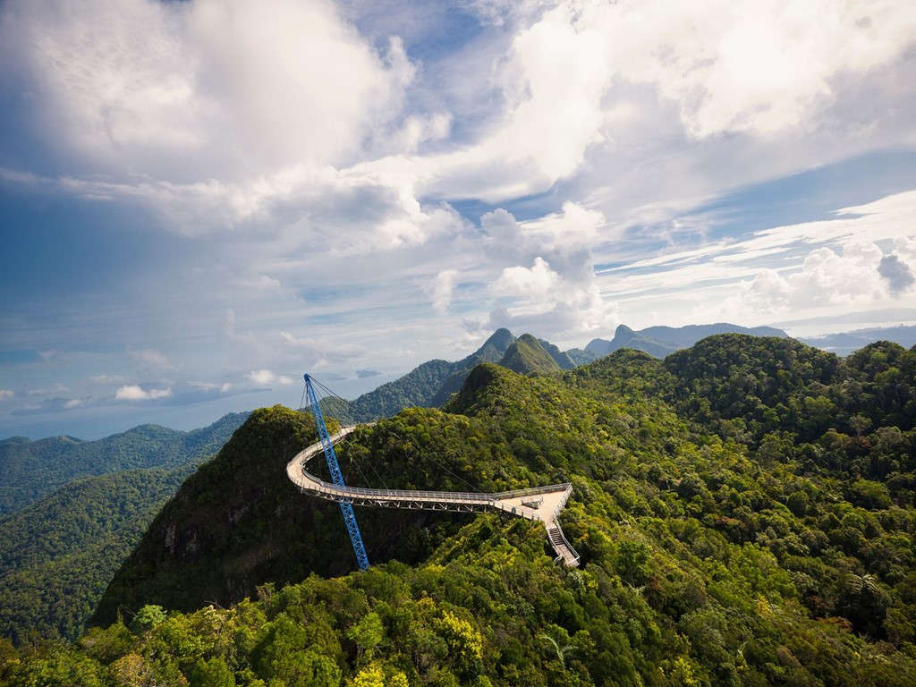 Picture 13 of Sa Pa, Hoi An and Ha Long are among the most beautiful scenes in Asia