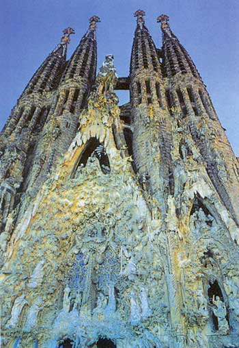 Sagrada Familia Cathedral images 3