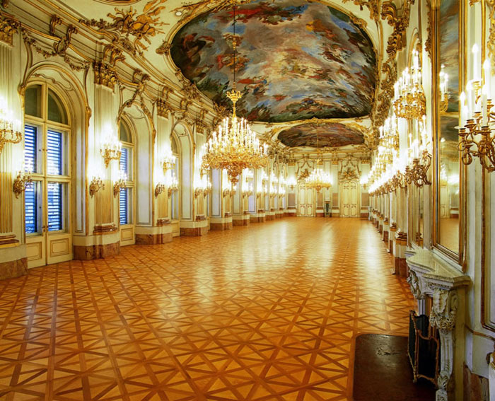 Picture 10 of Schonbrunn Palace and garden