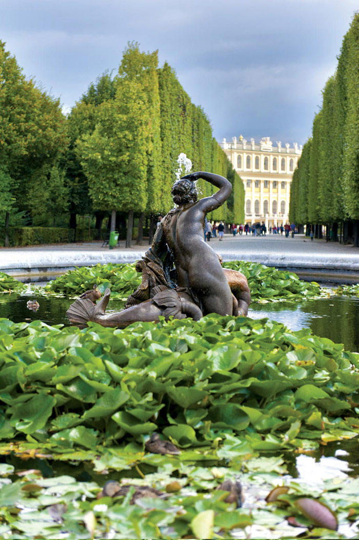 Picture 11 of Schonbrunn Palace and garden