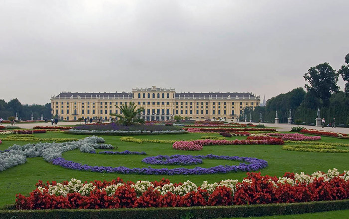 Picture 5 of Schonbrunn Palace and garden