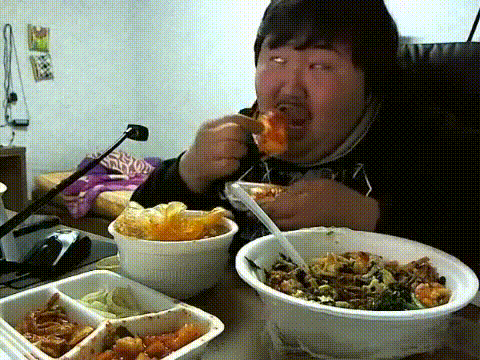 Picture 1 of Science proves: only smelling is fat