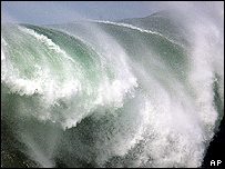 Scientists: Need a system to monitor the oceans images 1