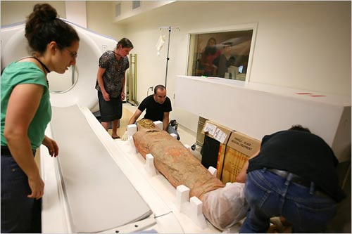 Picture 5 of Secret of a mummy