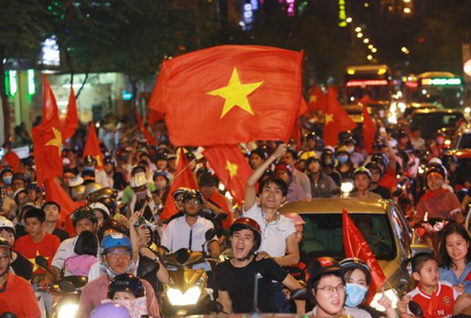 Picture 1 of Secret of throat protection to cheer U23 Vietnam in the historical final