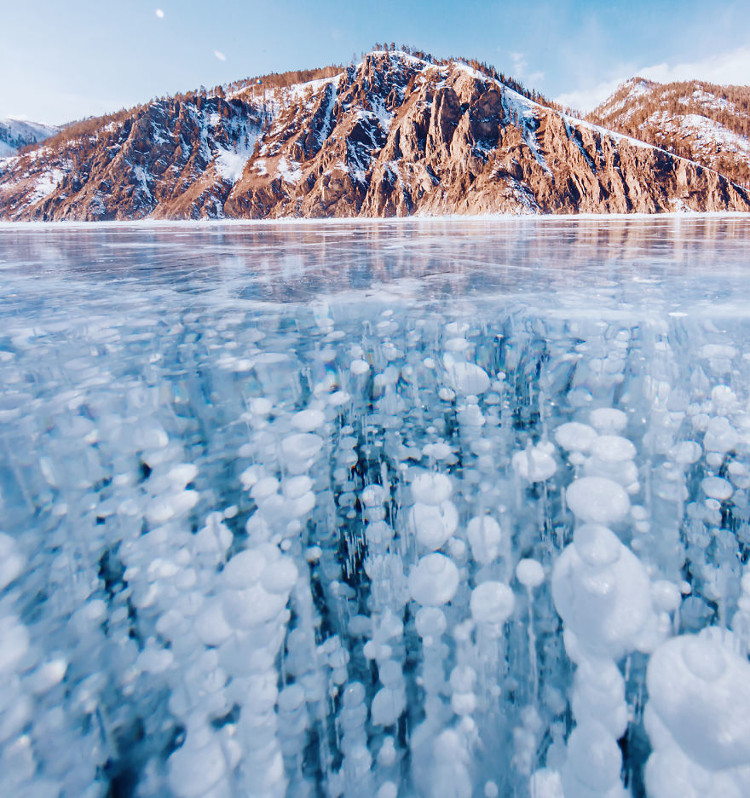 Picture 1 of See beautiful ice-like lakes in southern Russia