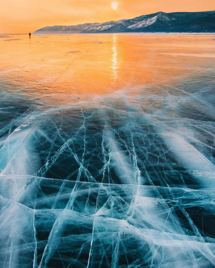Picture 5 of See beautiful ice-like lakes in southern Russia