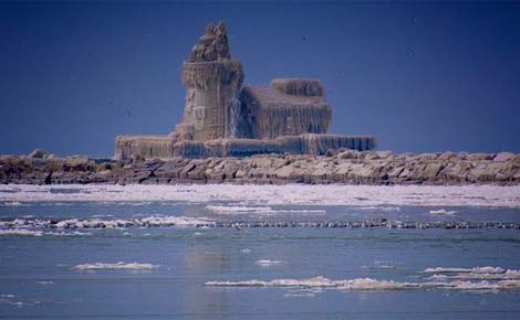 Picture 2 of See ice lighthouse masterpiece
