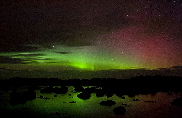 Picture 11 of See the beautiful north aurora from the biggest solar storm