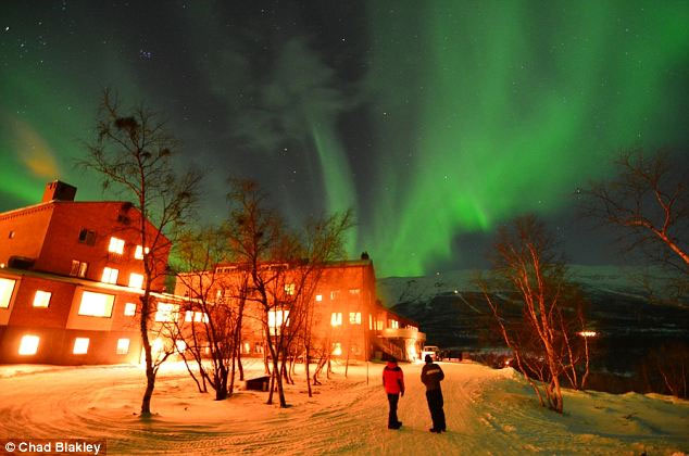 Picture 13 of See the beautiful north aurora from the biggest solar storm