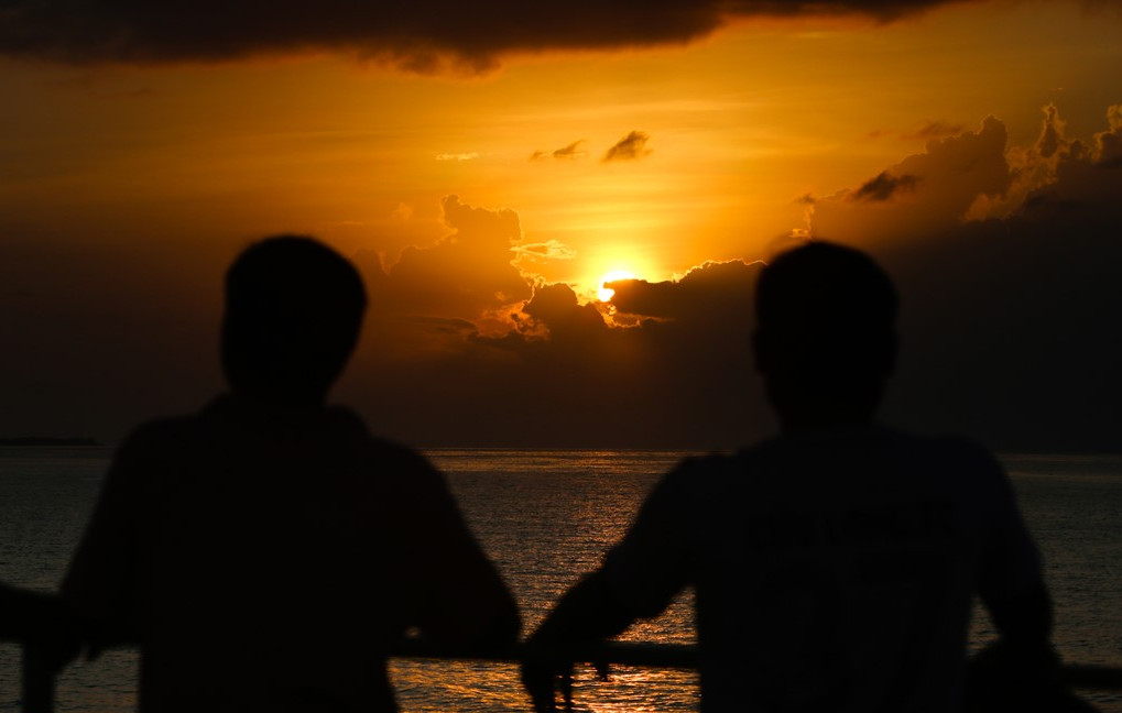Picture 11 of See the sunrise and beautiful sunset in Truong Sa