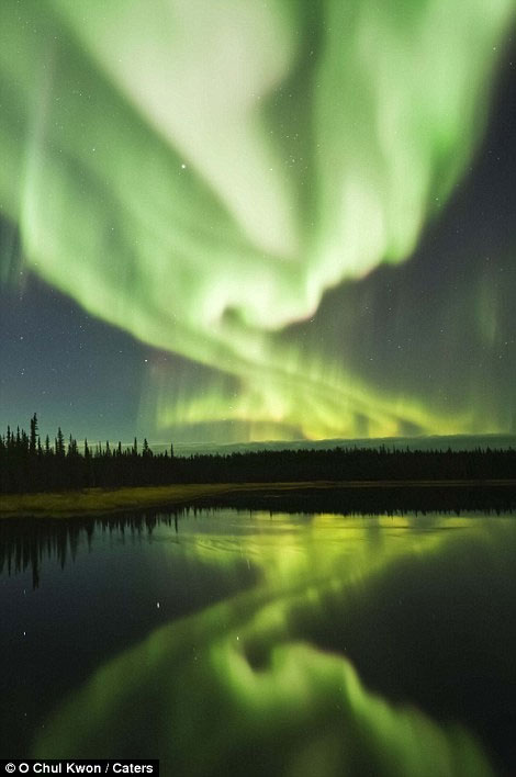 Picture 10 of See the virtual aurora on the earth from the universe
