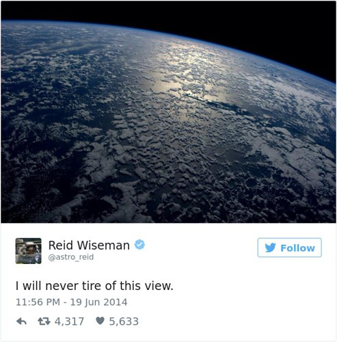 Picture 9 of Selfie style like no astronaut