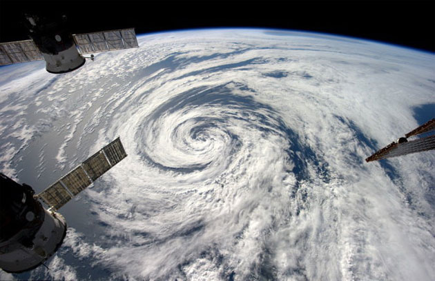 Picture 2 of Set of beautiful cloud images viewed from the International Space Station