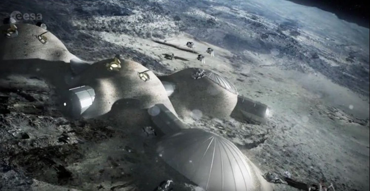 Picture 1 of Settling on 'Moon Palace' will no longer be a distant dream