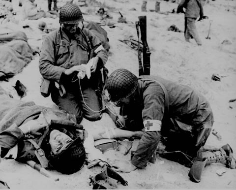 Picture 1 of Shaping medicine to save injured people