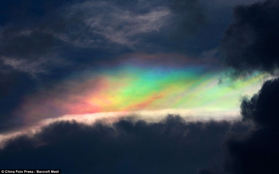 Picture 1 of Shining colors appear in China