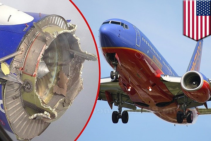 Picture 1 of Shock: 2 people were smoked through American airplane windows at 9km altitude