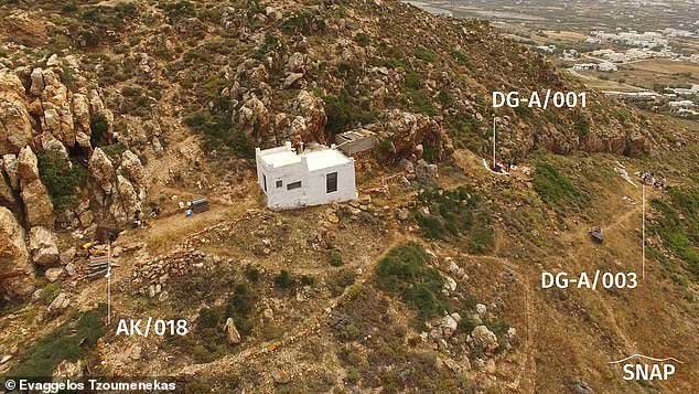 Picture 5 of Shocked by evidence of another human being clearing the island