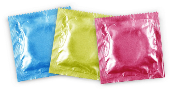 Picture 1 of Silver nanoparticle coating helps 'raincoat' reduce HIV