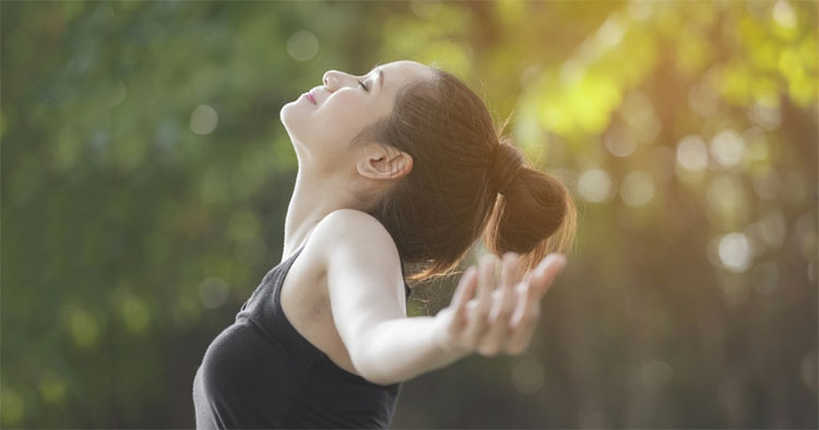 Picture 1 of Simple breathing techniques help you relieve psychological stress right away