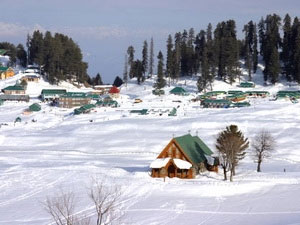 Picture 1 of Six people were freezing to death because of the cold in northern India