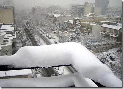 Picture 1 of Snow storm raging in Asia