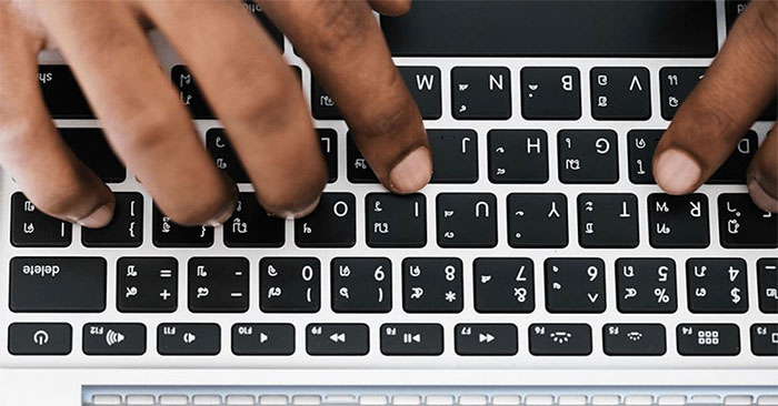 Picture 1 of Software using AI technology can translate 2000 languages