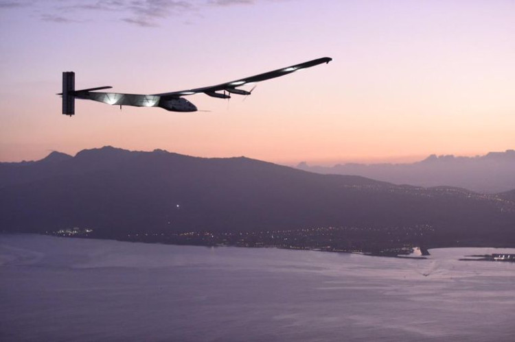 Picture 1 of Solar Impulse 2 completes the flight around the world