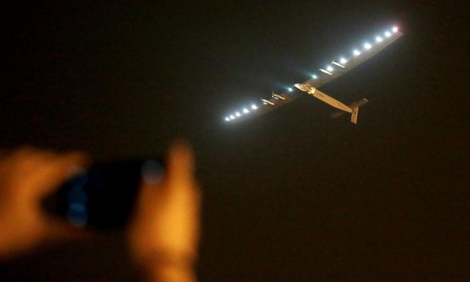 Picture 2 of Solar planes across the Pacific