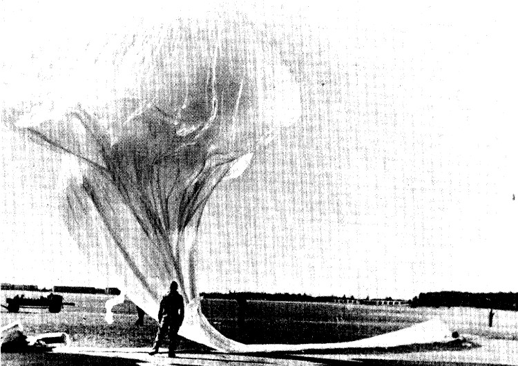 Picture 4 of Some pictures of the 13 million secret documents about the CIA UFO