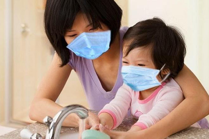 Picture 2 of Sore throat: Very dangerous manifestations of diphtheria are outbreaks