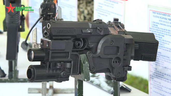 Picture 2 of Special gun - The extremely powerful anti-terrorism weapon of Vietnamese Special Forces
