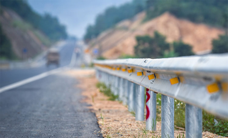 Picture 12 of Spectacular scenery on the road of VND 2,700 billion connecting Hanoi - Hoa Binh
