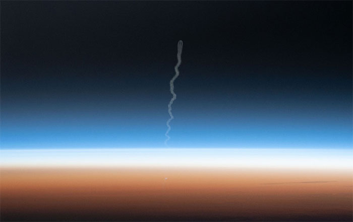 Picture 11 of Spectacular scenery when Russian spacecraft are launched on ISS